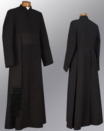 A quoi sert la soutane – mais qui est arbon